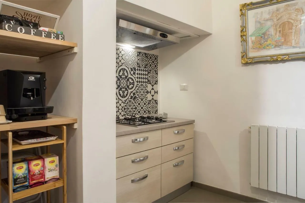 Bed and Breakfast ReLuxe Private Wellness Lecce 4*,  Italia